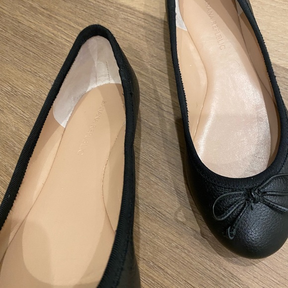 Banana Republic ballet flats size 6 - Picture 3 of 4